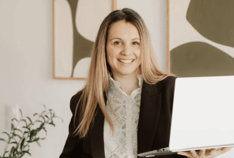 Conciergerie d'Anjou à Angers Lizzie Le Greneur élève Formation Créer ma Conciergerie