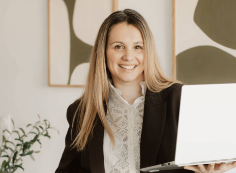 Conciergerie d'Anjou à Angers Lizzie Le Greneur élève Formation Créer ma Conciergerie