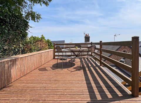 Peut-on créer une conciergerie sans expérience ?