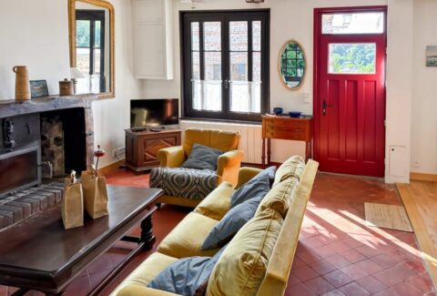 Faut-il un diplôme pour ouvrir une conciergerie ?