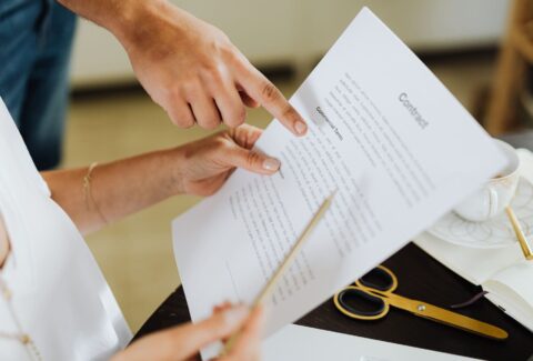 Modèle de contrat de conciergerie : un outil inclus dans la formation