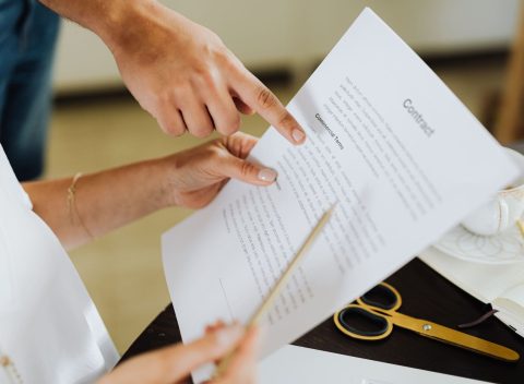 Modèle de contrat de conciergerie : un outil inclus dans la formation